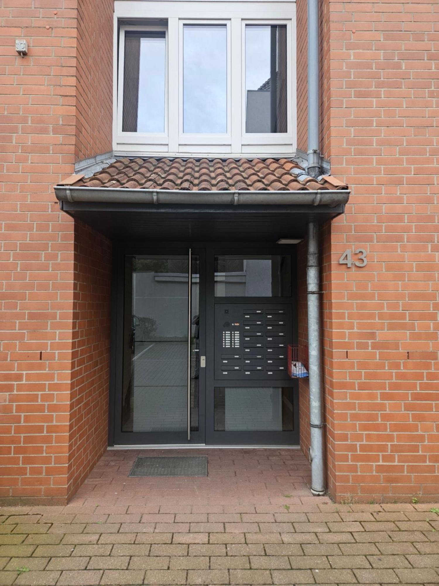 80 M2 Moderne Und Zentrale Wohnung In Hannover Mit Eigenem Parkplatz Экстерьер фото