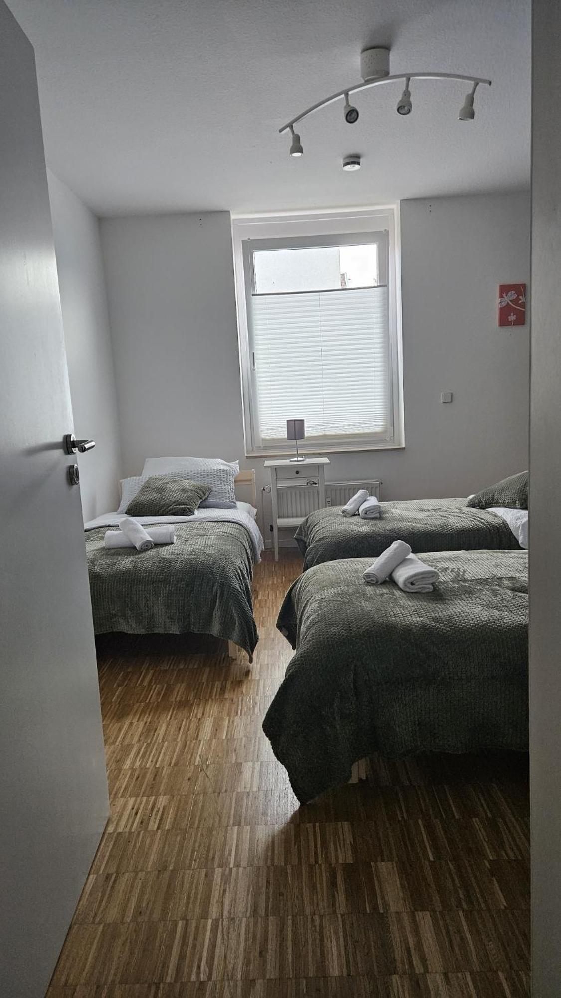 80 M2 Moderne Und Zentrale Wohnung In Hannover Mit Eigenem Parkplatz Экстерьер фото